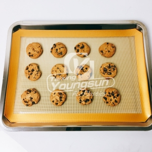 Copper silicone baking mat